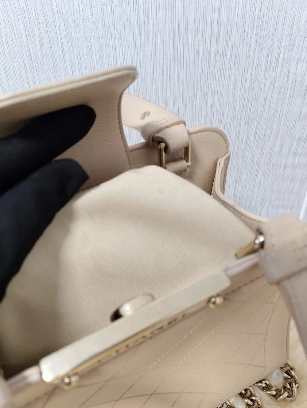 CHANEL Pink-Beige Quilted Leather Satchel with Chain Strap - Picture 11 of 13